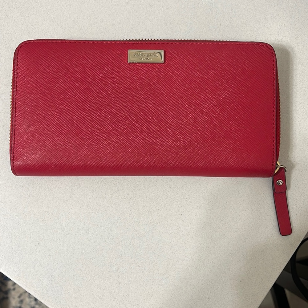 EUC Kate spade red continental wallet